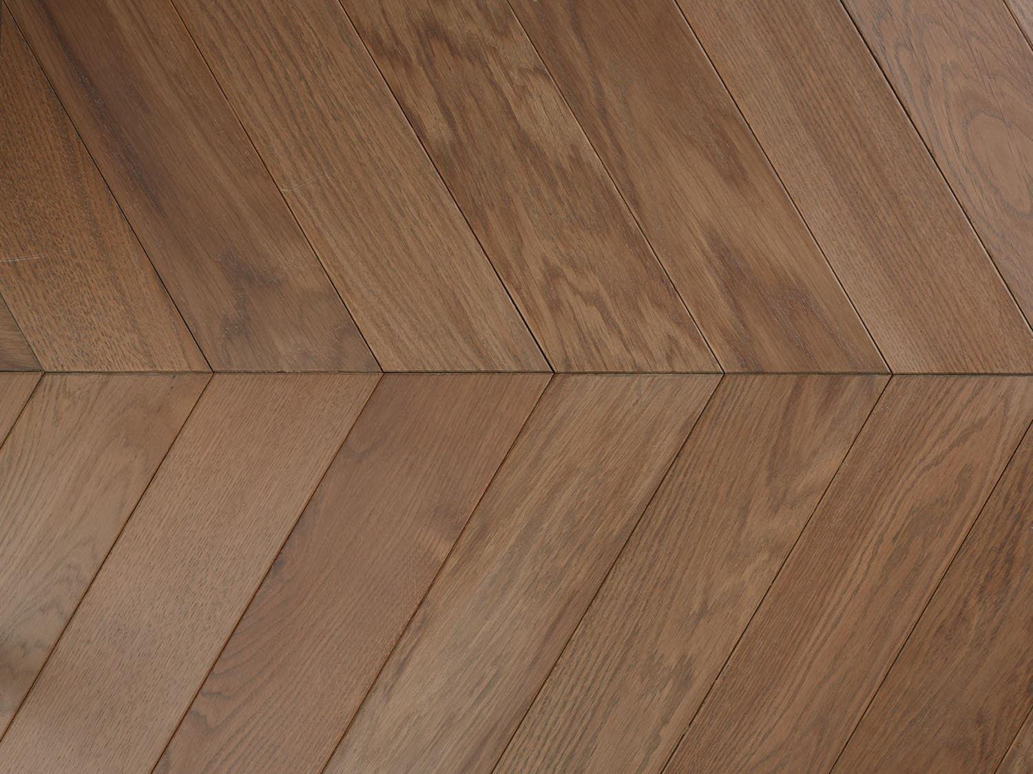 Инженерная доска Bassano Parquet Дуб Chevron французская елочка Коллекция Radici di Quercia 500-700х90-120х14мм